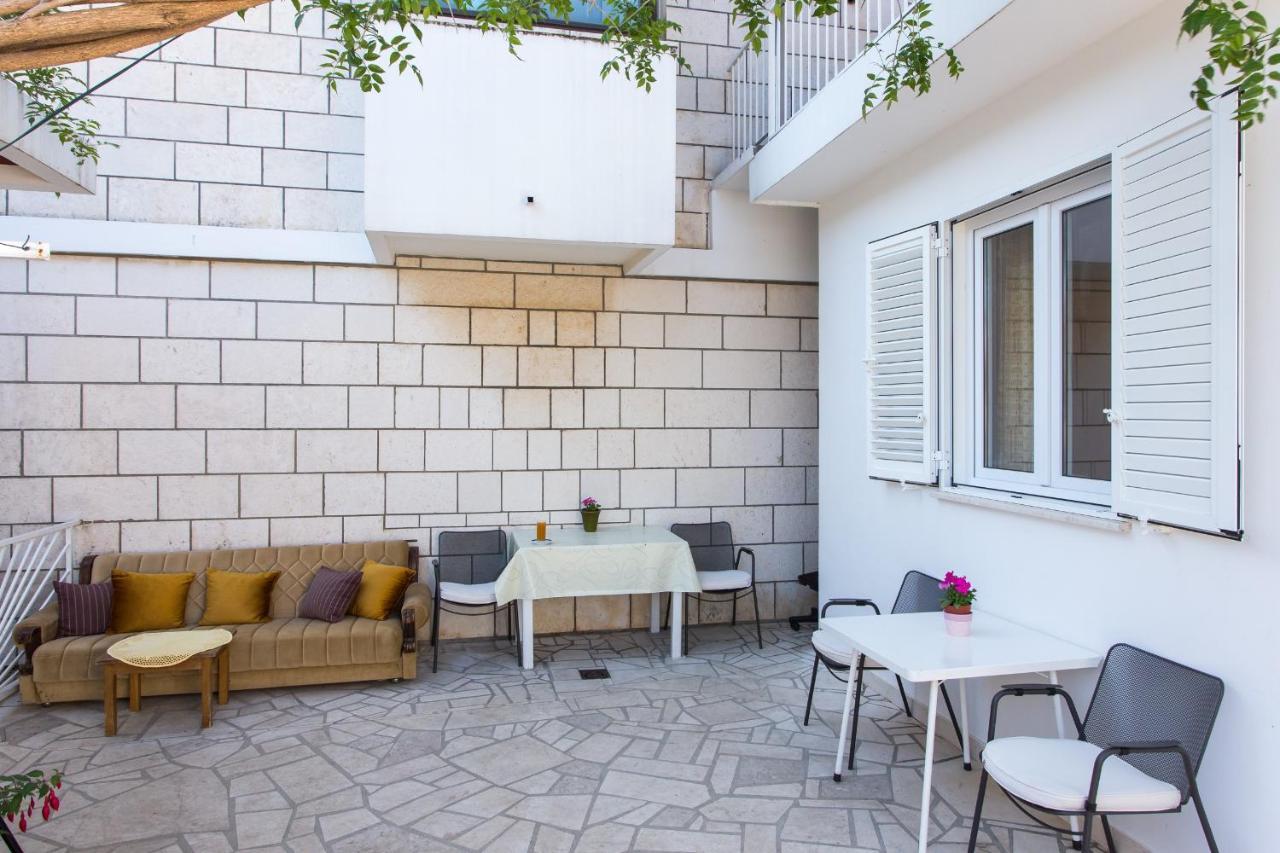 Guest House Ljubica دوبروفينك المظهر الخارجي الصورة