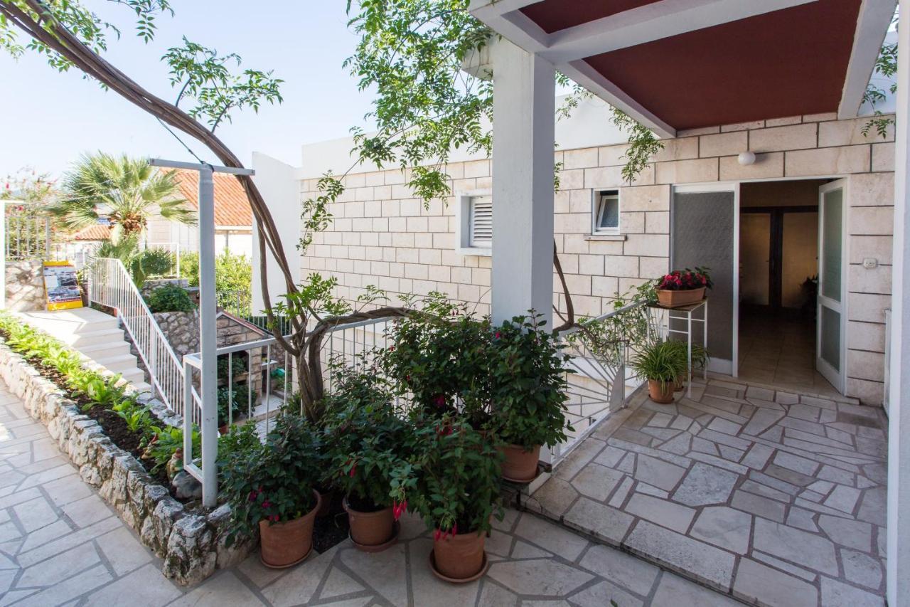 Guest House Ljubica دوبروفينك المظهر الخارجي الصورة
